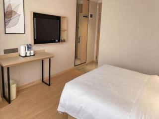 GreenTree Inn Chizhou Pingtian Lake Qingfeng Avenue Business Hotel - 3