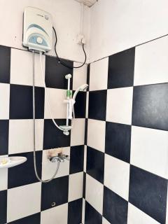 No 44,Anniewatte Road - 7