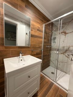 Luxury 280sqm Apartments with Private Pool Manikata - 6