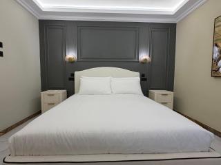 Luxury 280sqm Apartments with Private Pool Manikata - 4