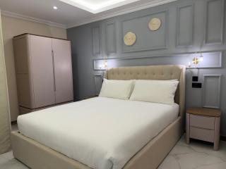 Luxury 280sqm Apartments with Private Pool Manikata - 3