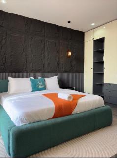 Favour Homes - 7