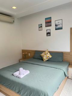 202- Beach Side - Cozy - Convenient - 1