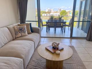 Tranquil 3-Bedroom Retreat in Townsville City - 8