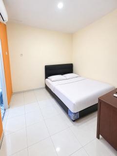 Sera Hotel Tomang - 4