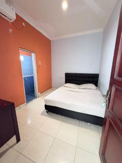 Sera Hotel Tomang - 2