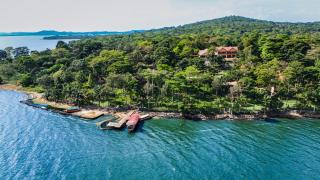 Lakeside Escape Resort - 1