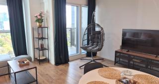 Towarowa 39 London Apartment, free parking, air-conditioning, self check-in 24h - 7