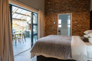 GreenHouse APARTMENT - Mount Road - 0