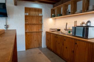 GreenHouse APARTMENT - Mount Road - 2