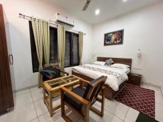 The Lake Bliss Homestay - 8