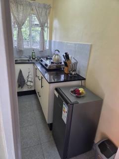 Unendoro Guest Cottage - Unit 2 - 9