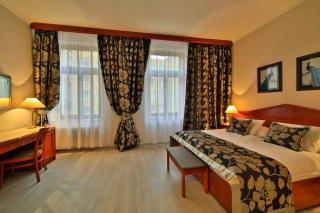 Carlton - Prague - 0