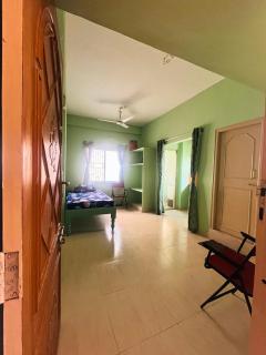Sai Nivas Homestay Studio No Lift 3rd floor - 1