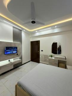 Luxury Two BED lounge - 7