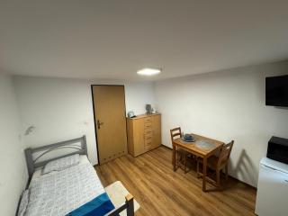 Sen Noclegi - 6