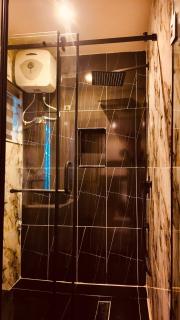 The Jovi Residence - 8
