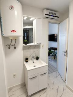 Skyline City Center Studio - 7