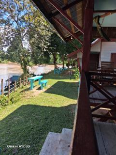 Bounhome Guesthouse - 1