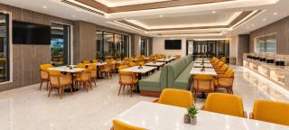Quality Inn Serenity Lucknow - 7