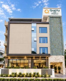 Quality Inn Serenity Lucknow - 3