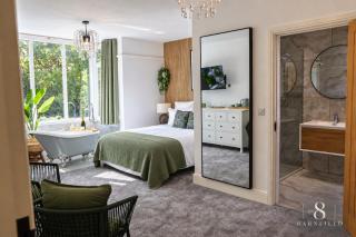 No8 Barnfield - 8