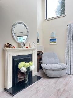 Large four bedroom town centre house - 0