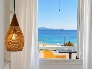 Naxian Riviera Exclusive Seafront Suites - Agios Prokopios - 6