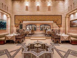 Mövenpick Resort Petra - 8