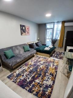 Cozy Vitosha View Studio, Steps from Winter Palace, Supermarket & Bus - 0
