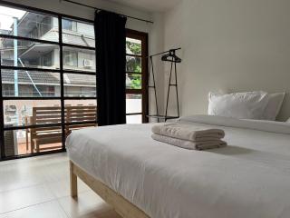 FLOW S12 BTS Asok 3 bedrooms max 6ppl - 9