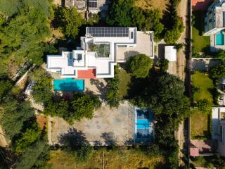 SaffronStays Rekys Home - 2