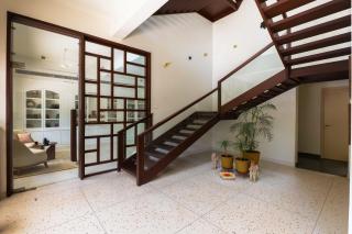 SaffronStays Rekys Home - 1