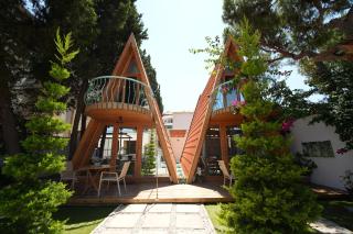 O Lodge Guesthouses- A-shaped Cabin in Anfeh - 8