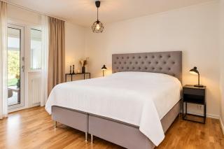 5-Bedroom Villa with Pool, Sauna and Hot Tub in Boxholm - 9