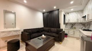 Royal Suites Bahria Town Lahore - 3