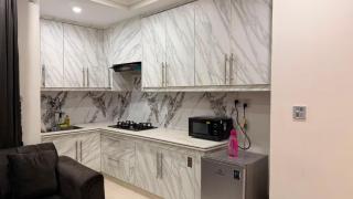 Royal Suites Bahria Town Lahore - 2