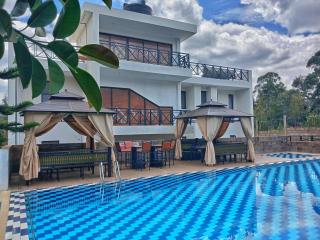 Stone Lounge and Villas - 8