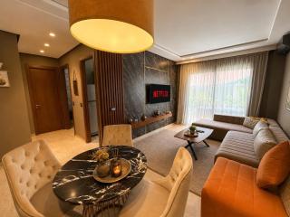 Elegant studio with jacuzzi terrace and swimming pool - 7