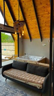 Karam bungalov - 2