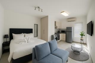 Trift Tower Studio Apartment - 8