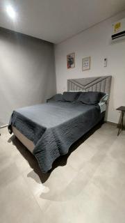 WJ Towers - Modern Bay Apartasuite - 5