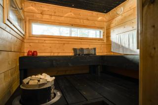 Riverside Log Villa, Sauna By Lapland Host - 8