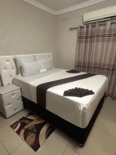 Lamtrick Inn Maun - 4