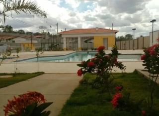 Apartamento em Condomínio com 2 Quartos - 1