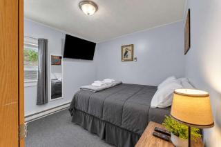 Babe Ruth Apt 2 All Star Baseball Rentals - Oneonta - 8