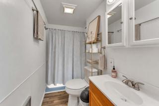 Babe Ruth Apt 2 All Star Baseball Rentals - Oneonta - 2