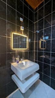 Comfortable stay in a great location - 6