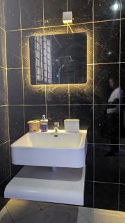 Comfortable stay in a great location - 4