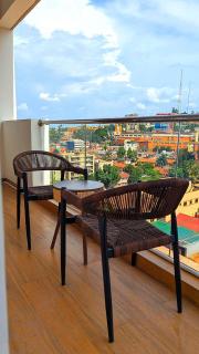 Acacia Luxe Apartment - Kampala - 4